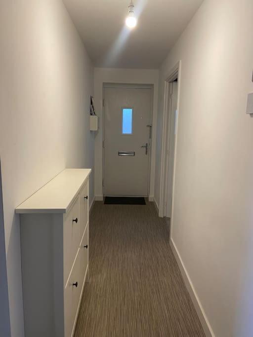 برمنغهام 2 Bedroom Private Spacious Apartment In West Midlands المظهر الخارجي الصورة